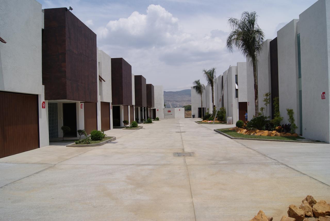 Auto Hotel Las Maravillas Santa Cruz Xoxocotlán Exteriör bild